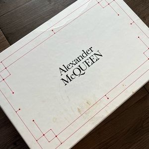 Velcro Alexander Mcqueen Size 44